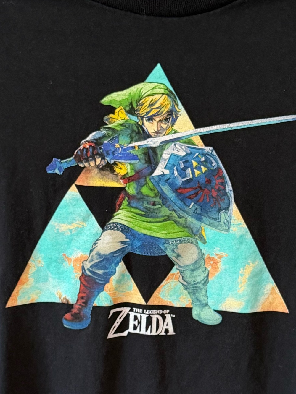 The Legend of Zelda Link Unisex Short Sleeve Graphic T-Shirt Tee Hyrule Size Med - Picture 3 of 5